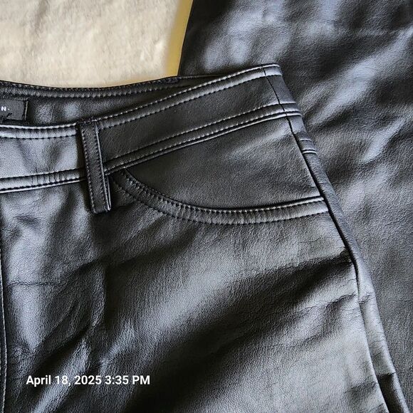 Halogen Women's 10 High Waisted 5 Pocket Straight Leg Vegan Leather Pants Black - Picture 2 of 10